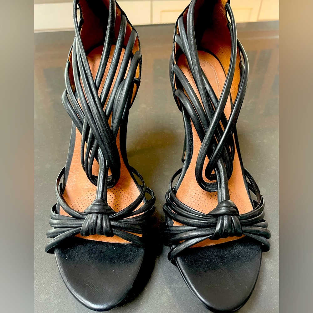 Corso Como Black Platform Strappy Braided Knot high heels - 9M